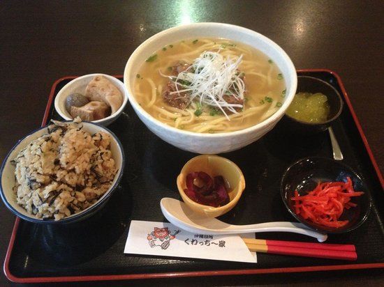 沖縄台所 くわっち~家